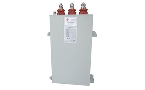 電容器在直流穩態電路中可有電流通過？